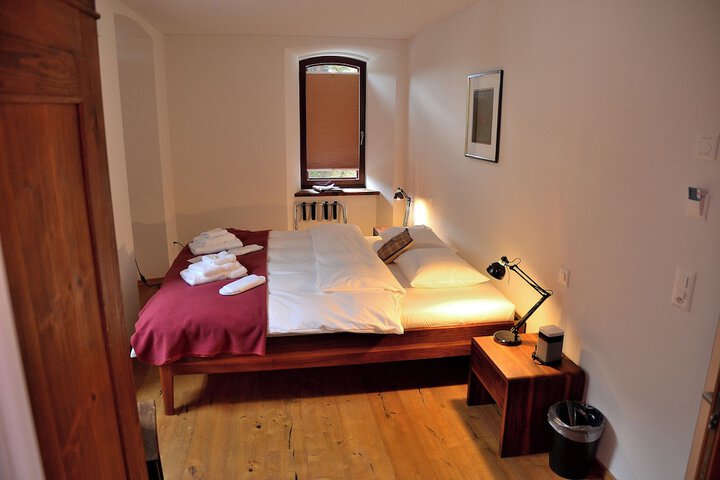 Room 7 of 57