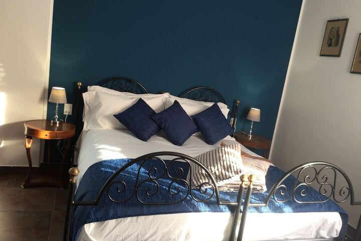 Room 4 of 69