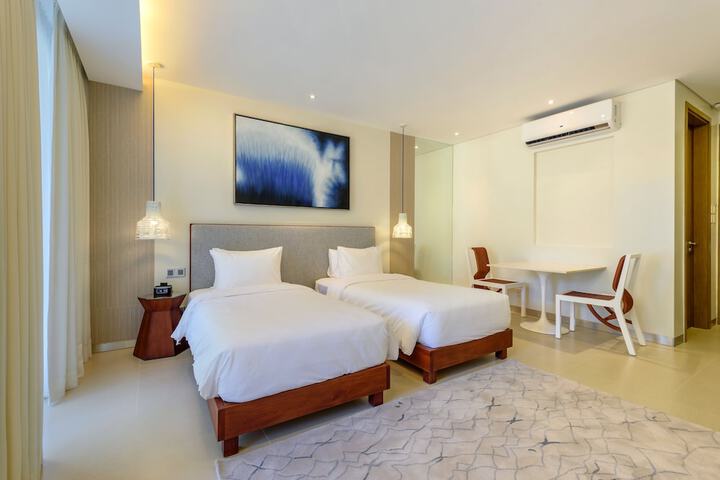Room 38 of 120