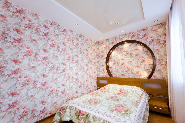 Room 3 of 93