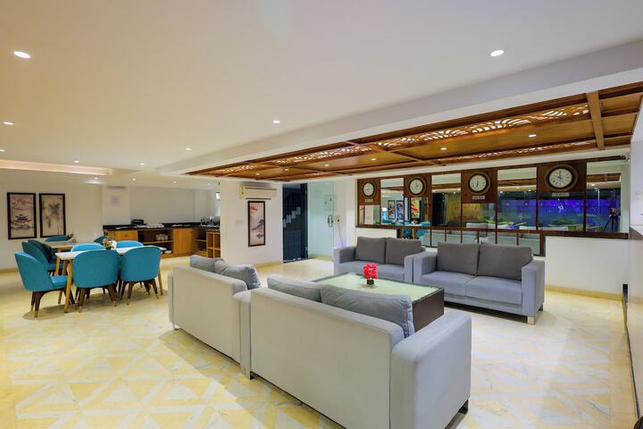 Hotel Interior 9 of 56