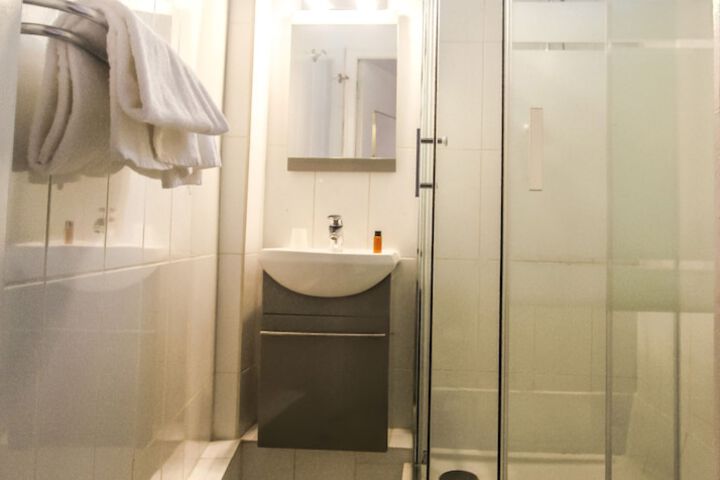 Clean Restrooms