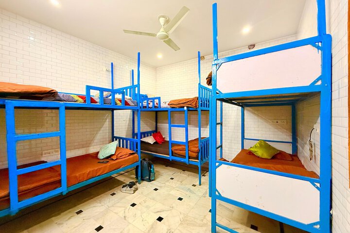 Room 8 of 54