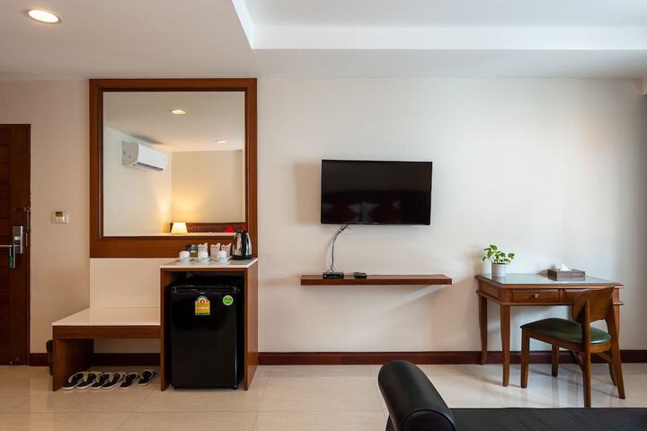 Room 19 of 71
