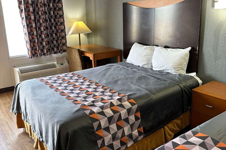 Room 22 of 29