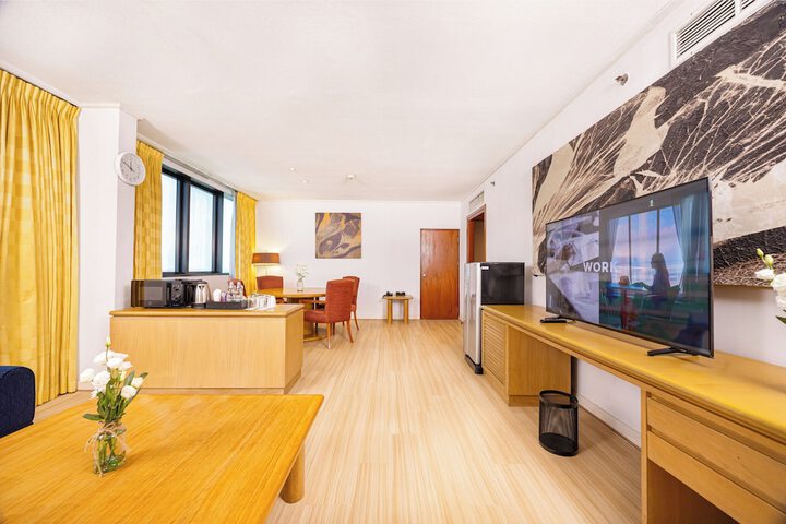 Room amenity