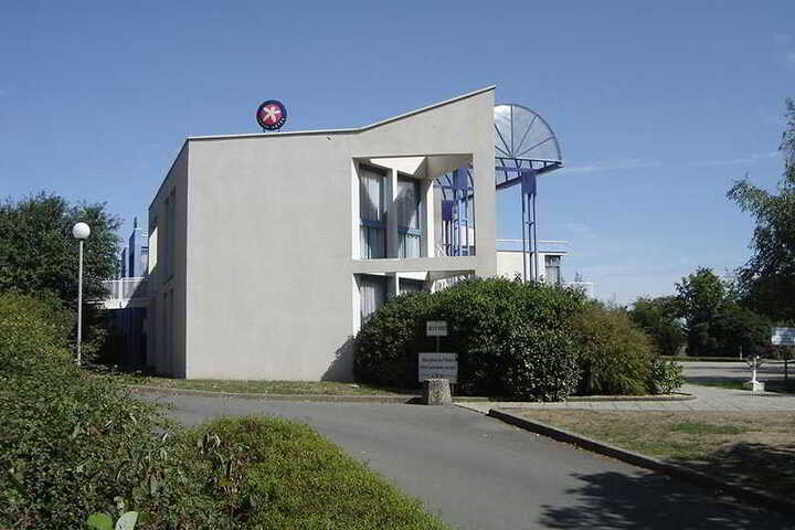 Inter Hotel Les Jardins de lAnjou - Blue Garden Angers Hotel