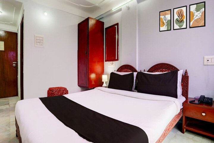 Room 13 of 29
