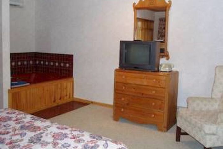 Room 13 of 29