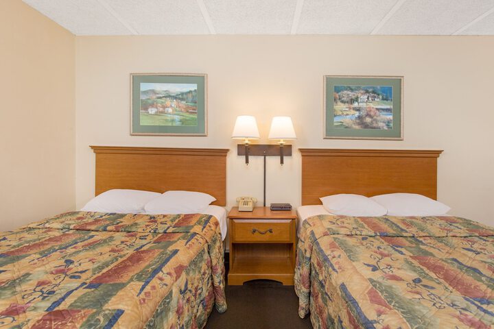 Room 4 of 22