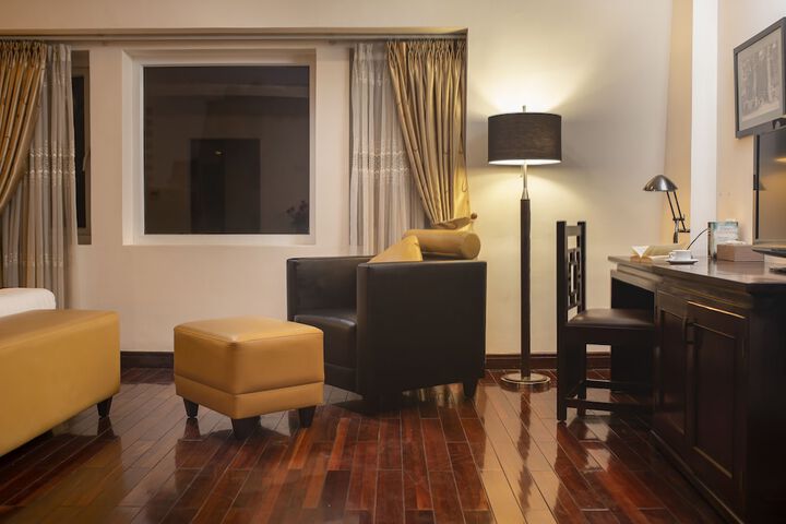 Room 8 of 41