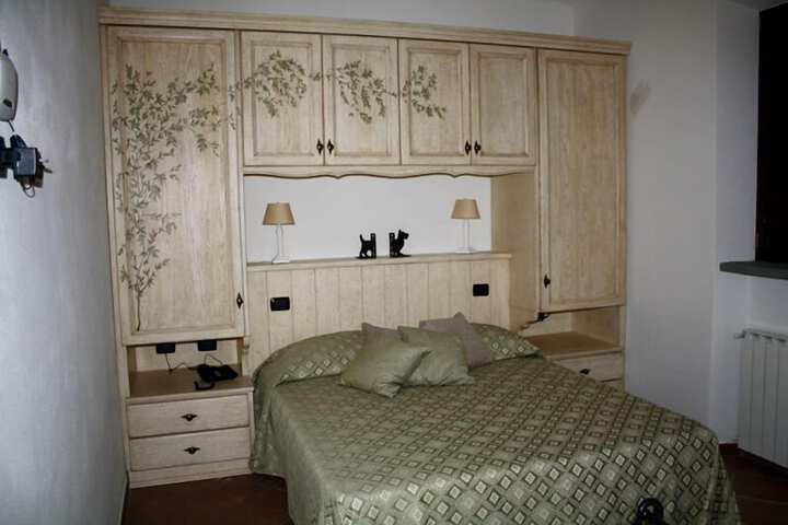 Room 32 of 161