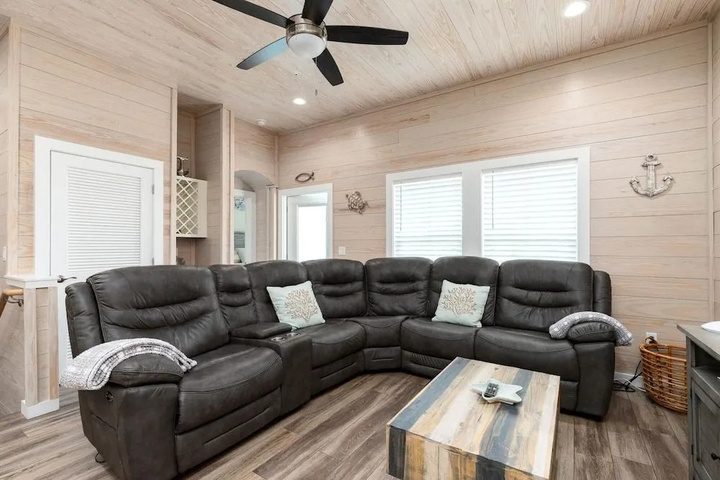 Image of An Exclusive Waterfront Property