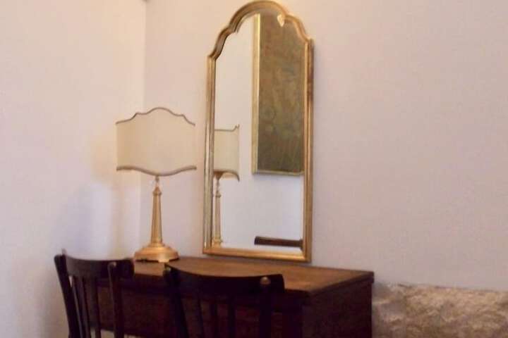 Room 6 of 51