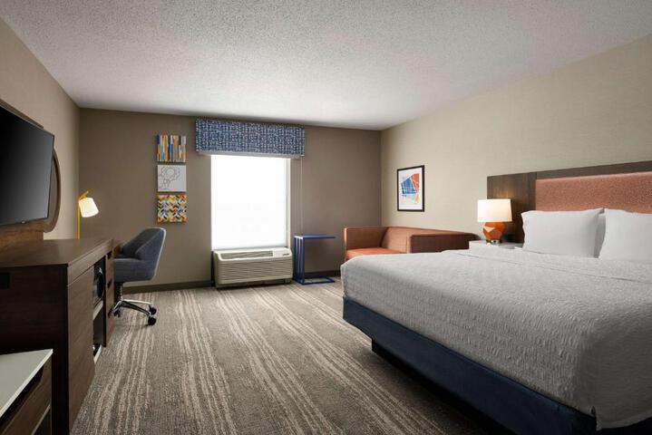 1 King Mobility Accessible with 3x3 Shower (8 of 11)