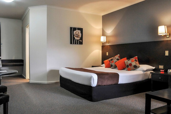 Room 19 of 37