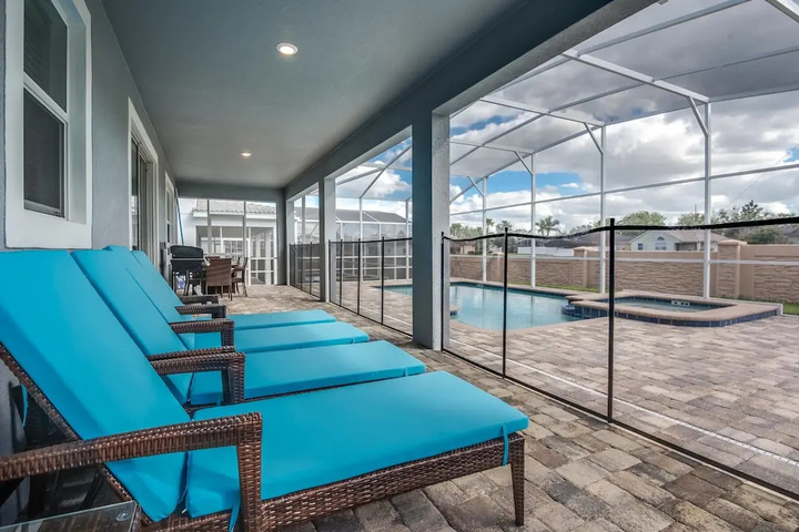 Terrace/Patio 8 of 27