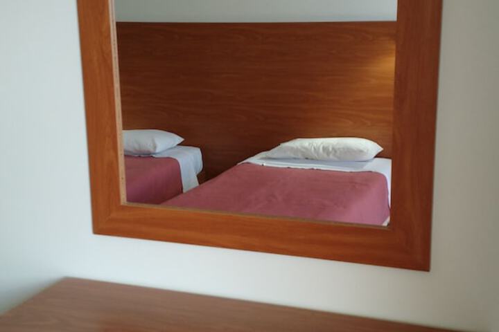 Room 5 of 41