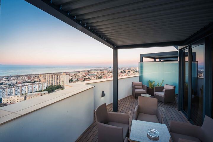 Terrace/Patio 33 of 65
