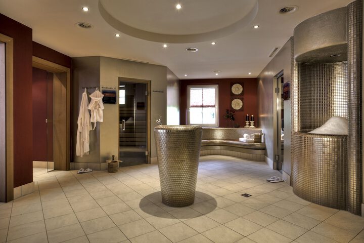Spa 35 of 77