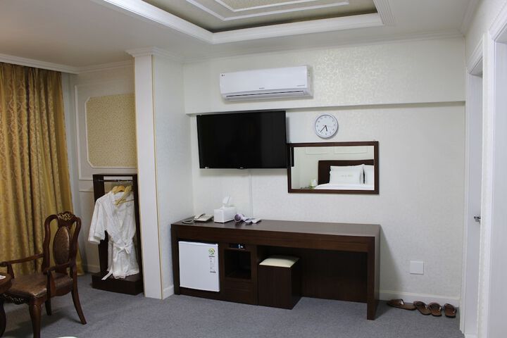 Room 26 of 78
