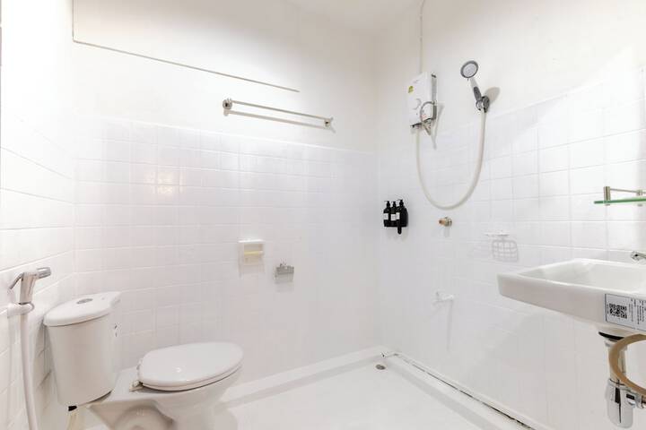 Room 42 of 47