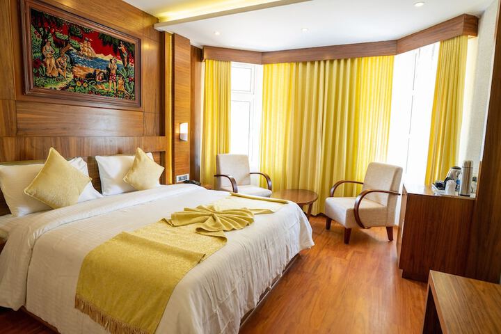 Room 14 of 68