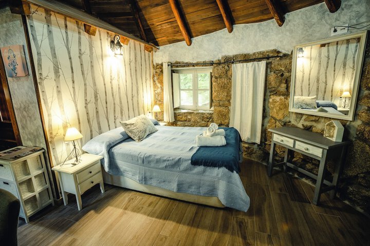 Room 4 of 89