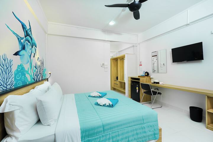 Room 6 of 72