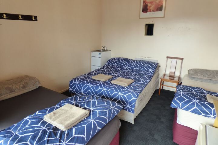 Room 18 of 39