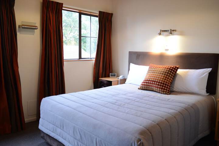 Room 9 of 52