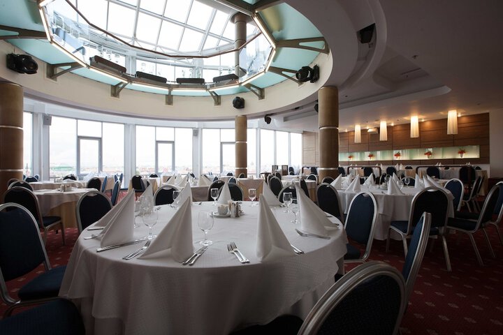 Dining 40 of 62