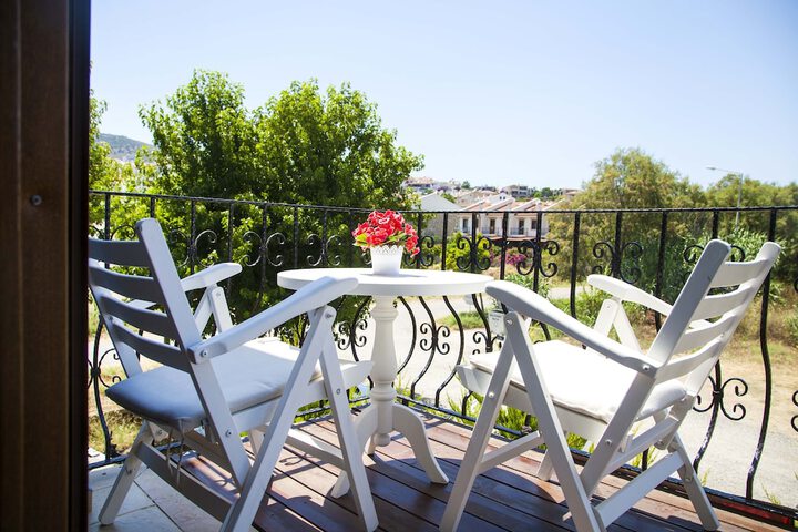 Terrace/Patio 51 of 52