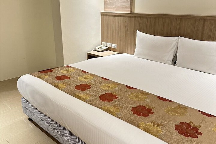 Room 15 of 29