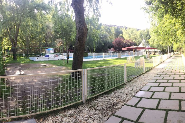 Pool 59 of 131
