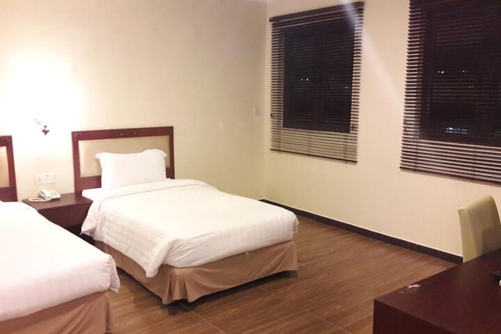 Room 31 of 61