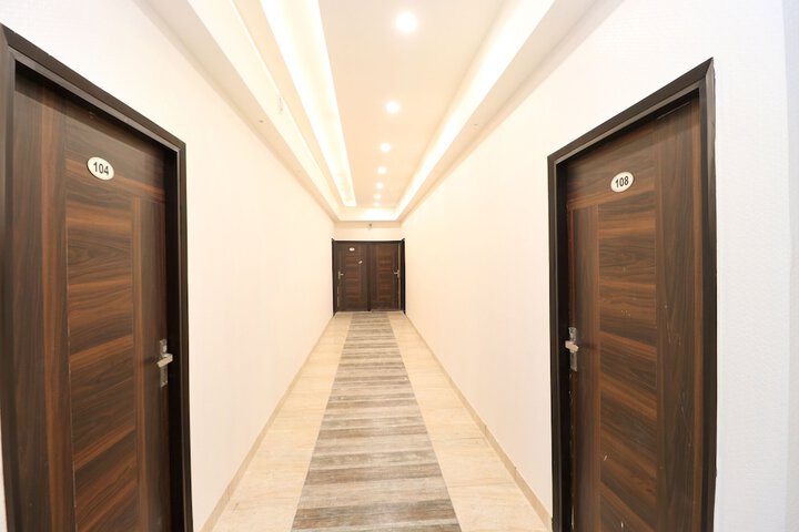 Ballroom/Hall 19 of 23