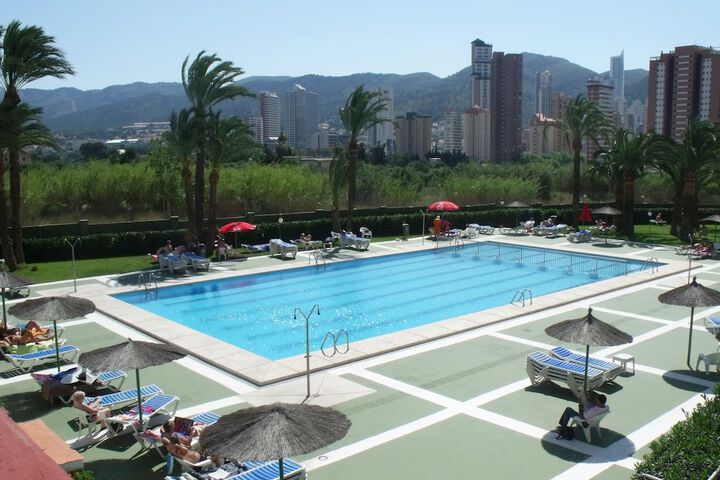 Pool 13 of 35