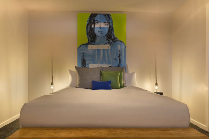 Room 44 of 92