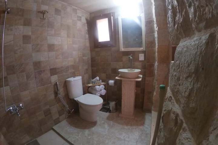 Room 20 of 26