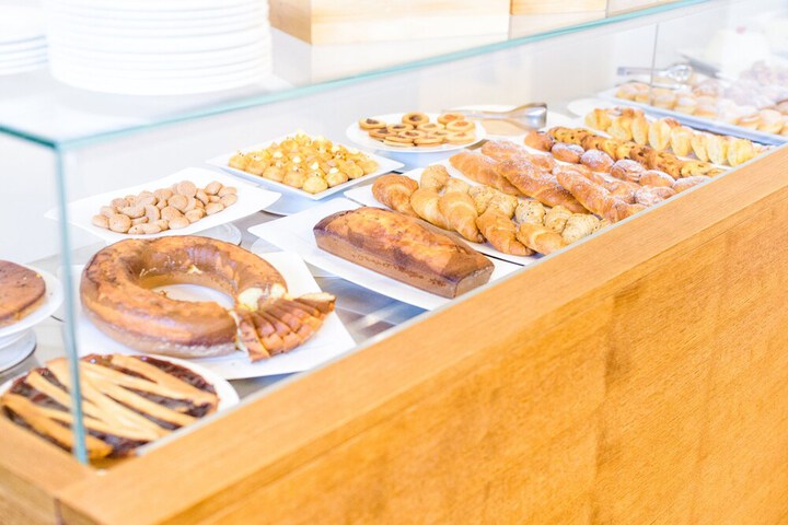 Breakfast/Coffee Service 118 of 158
