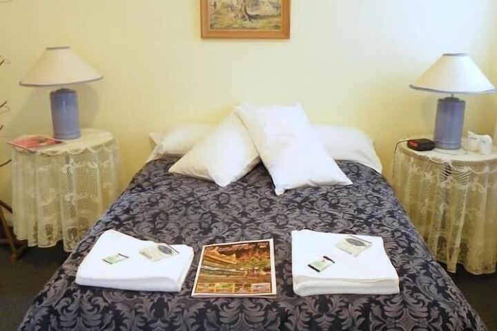 Room 3 of 39