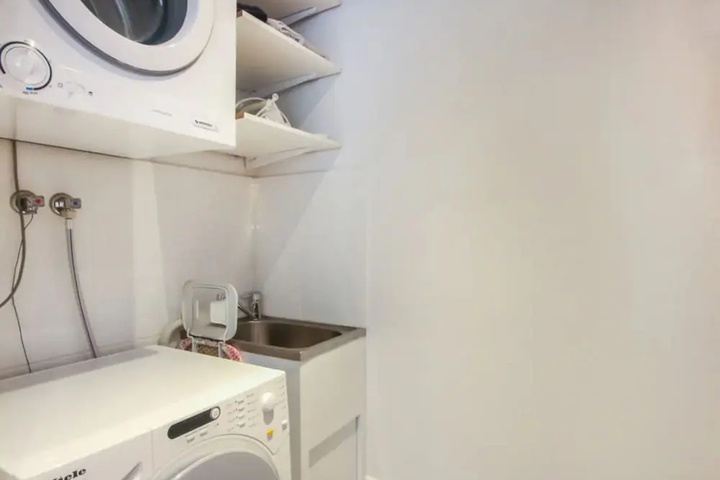 Room 2 of 14
