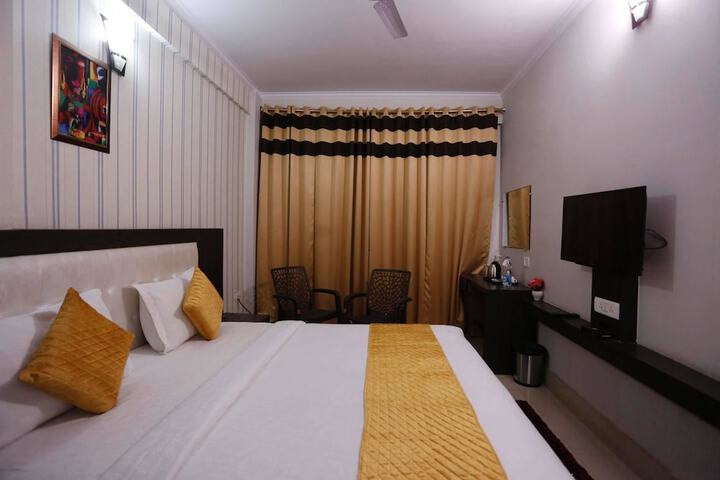 Room 7 of 46