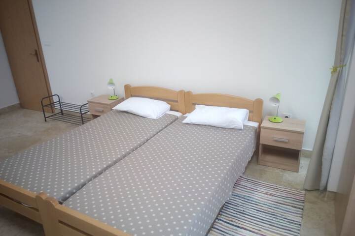 Room 7 of 59