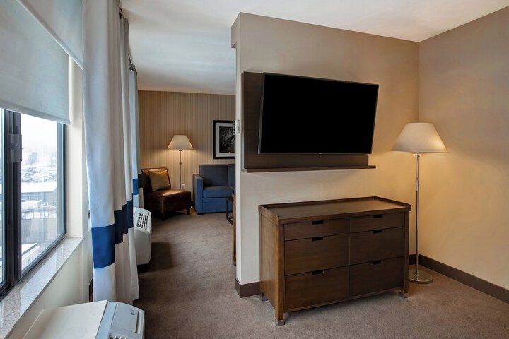 Room 26 of 95