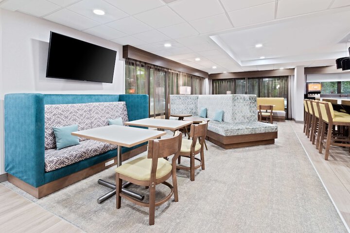 Hotel Interior 5 of 85