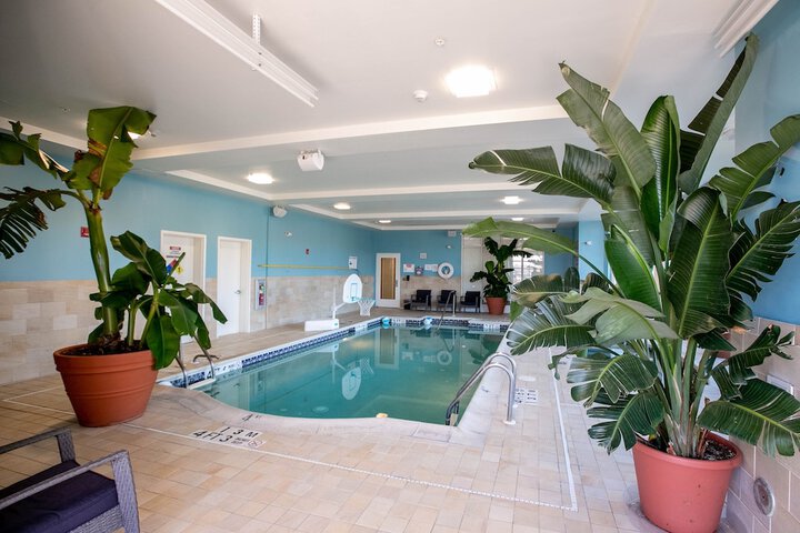 Pool 44 of 94