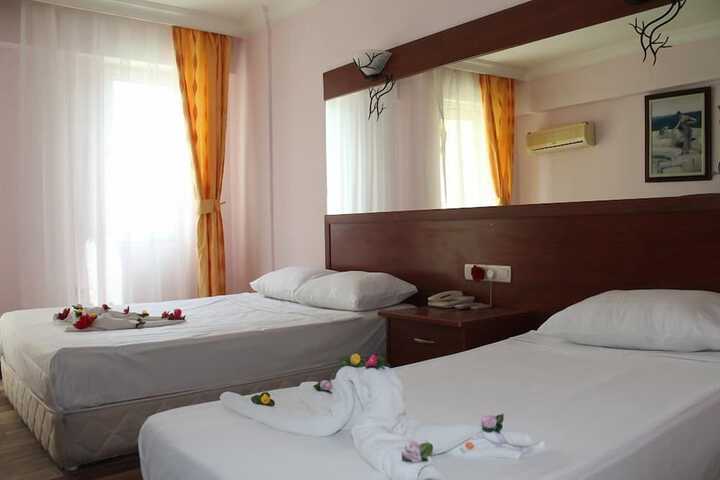 Room 3 of 25