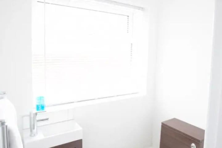 Room 16 of 25